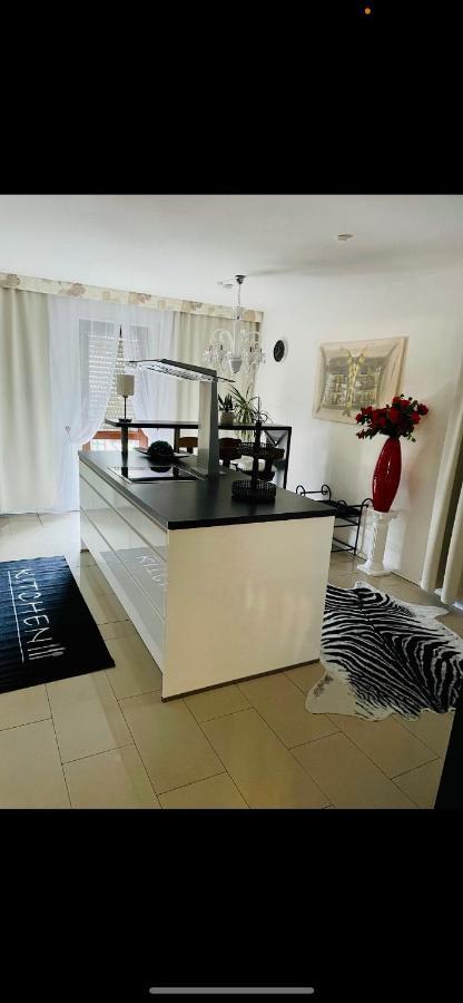 La Apartment